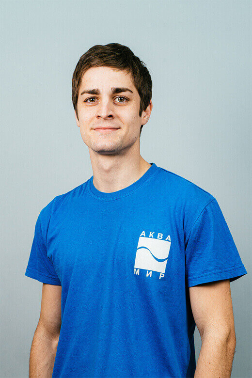 Богдан Лавров