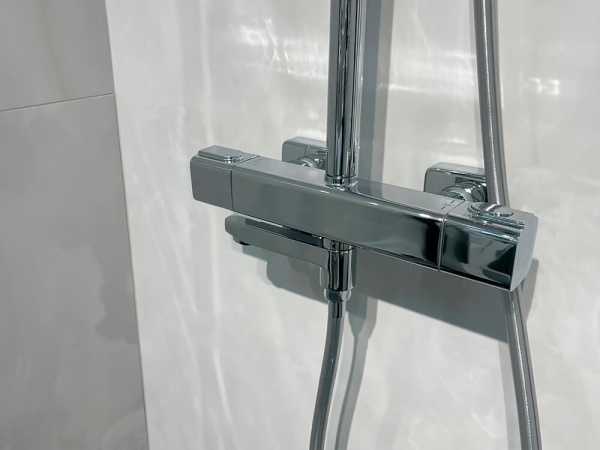 Душевая стойка AVS Rainy хром, со смесителем