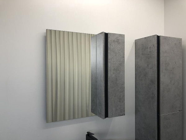 00004149063 Зеркало-шкаф Бетон светлый Эдинбург COMFORTY