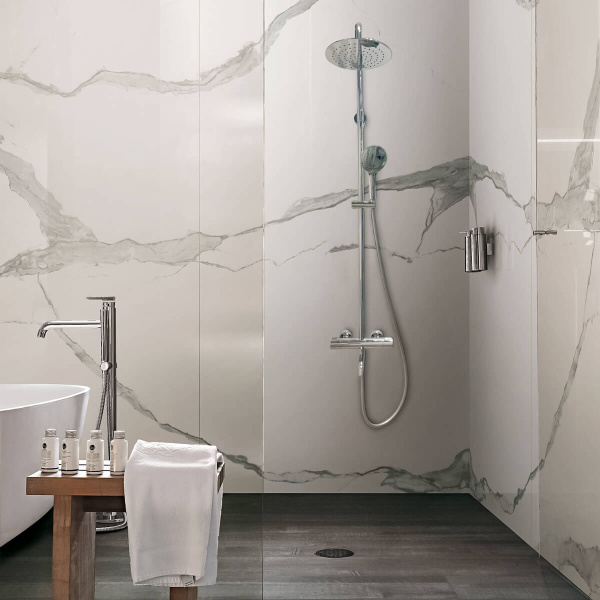 Душевая стойка с изливом AVS Pluvia хром